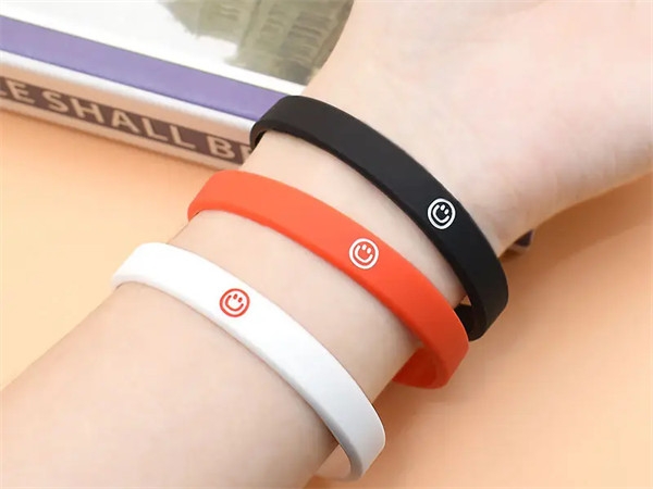 How much do you know about silicone bracelets?