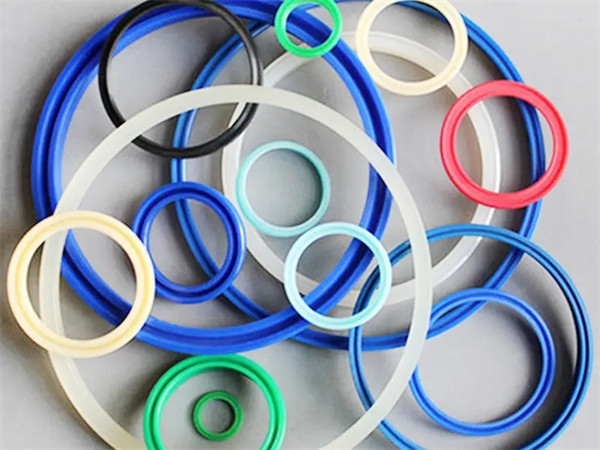 What are the characteristics and performance of silicone O-rings?