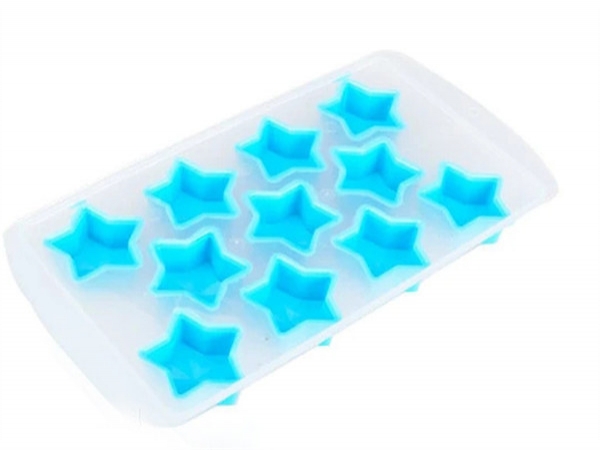 What are the advantages of silicone ice cubes compared to plastic ice cubes?