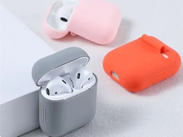 What are the processes for silicone earphone covers?