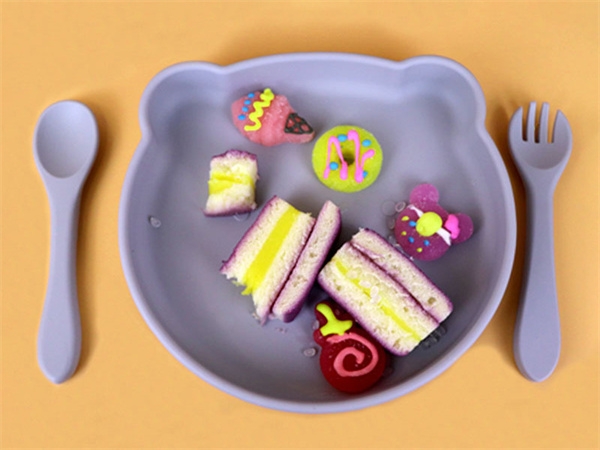 Silicone tableware: a new environmentally friendly and healthy choice for dining