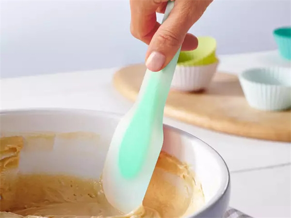 How to choose a good silicone scraper!