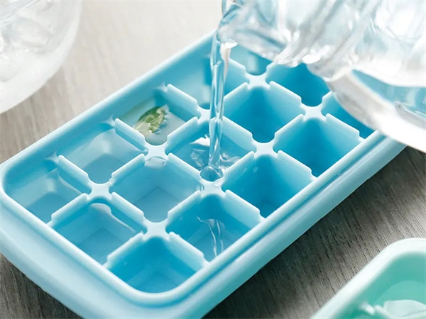 How to distinguish the quality of silicone ice shelves?